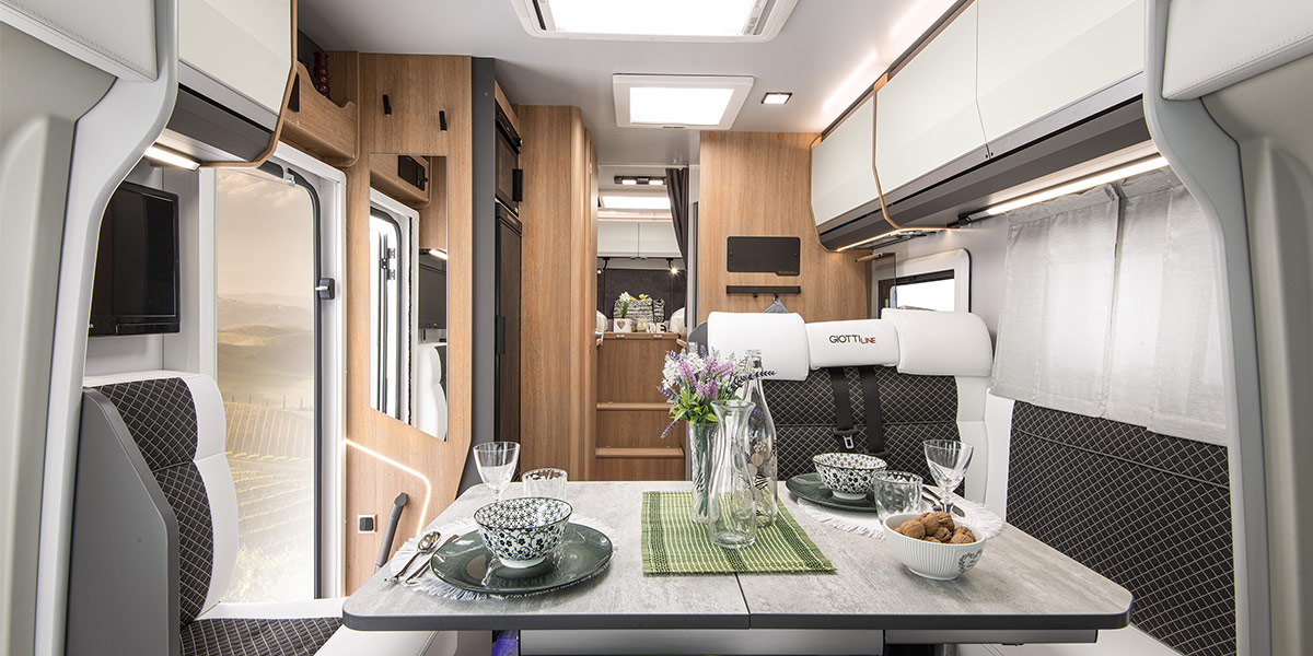 Wohnmobil Giottiline Teilintegriert Toscan 69 GC Innenansicht
