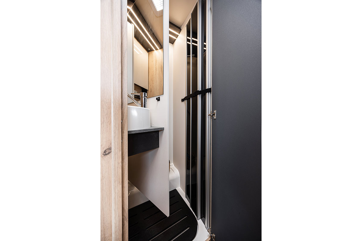 Wohnmobil Miller kansas Aussenansicht