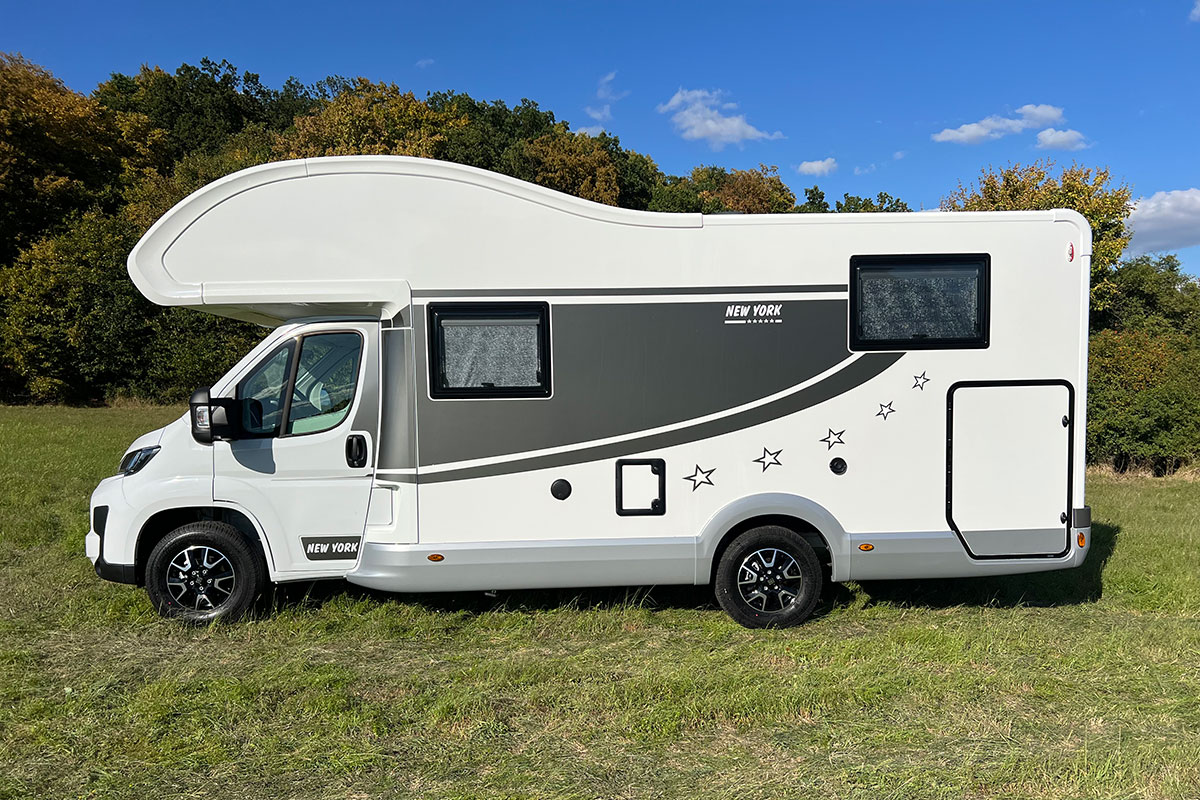 Wohnmobil Miller New York  Aussenansicht