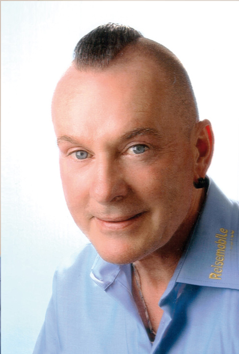 Markus Schareina
                