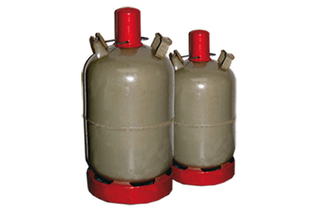 2 Gasflaschen (á 11 kg)
